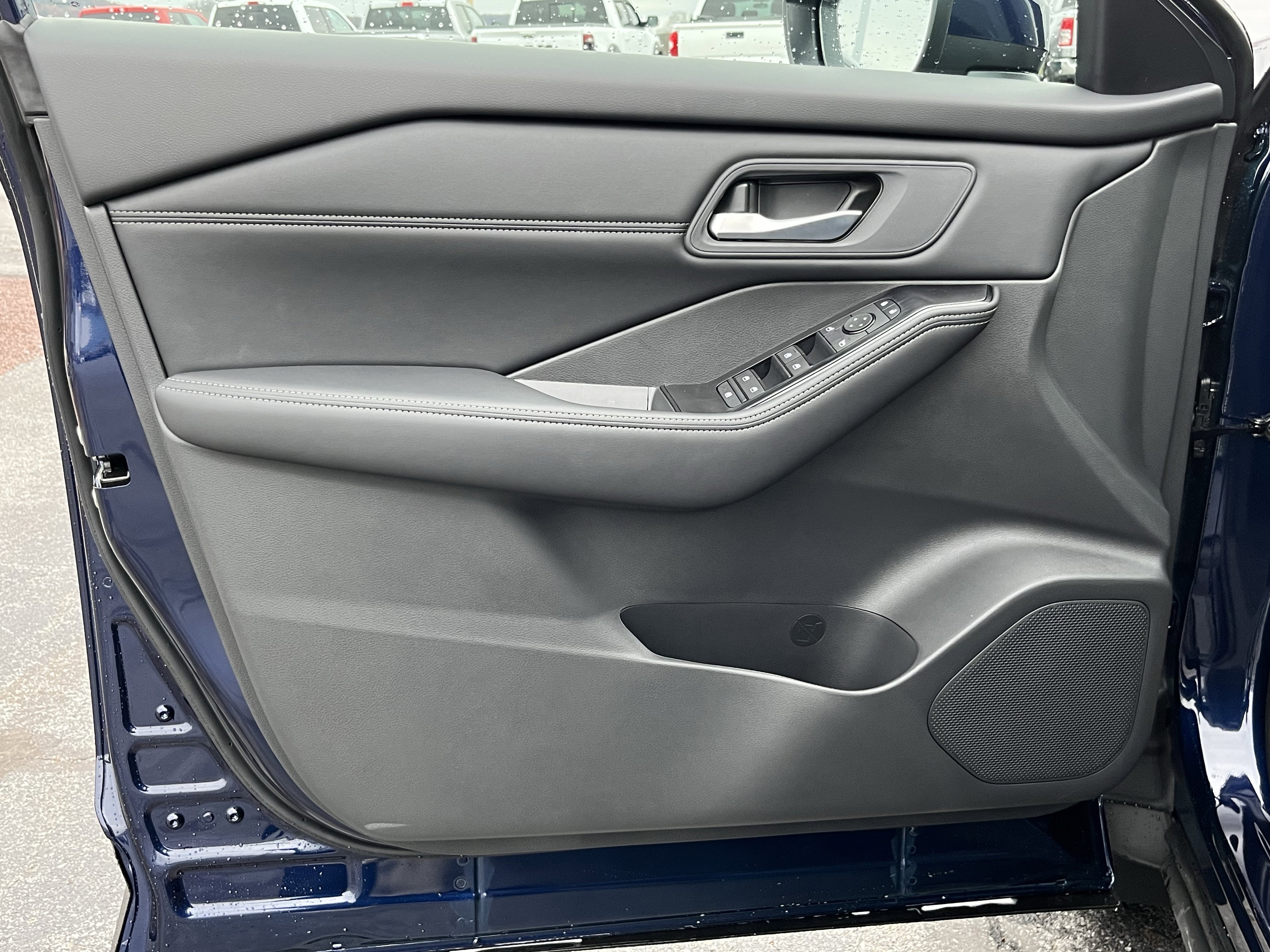 New 2026 Nissan Rogue SV w/ SV Premium Package image 18