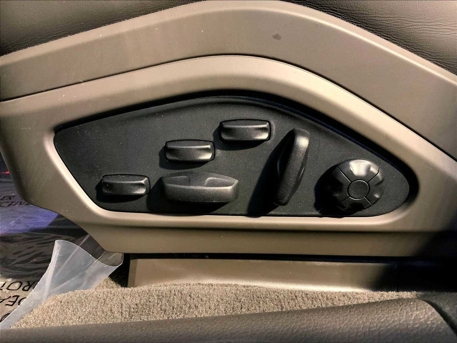 Certified 2023 Porsche Panamera 4S image 39