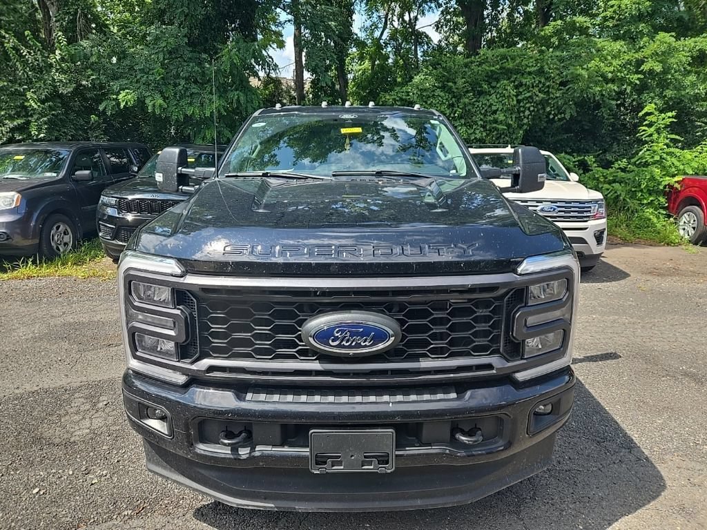 Used 2024 Ford F250 XL w/ STX Appearance Package AWD/4WD image 2