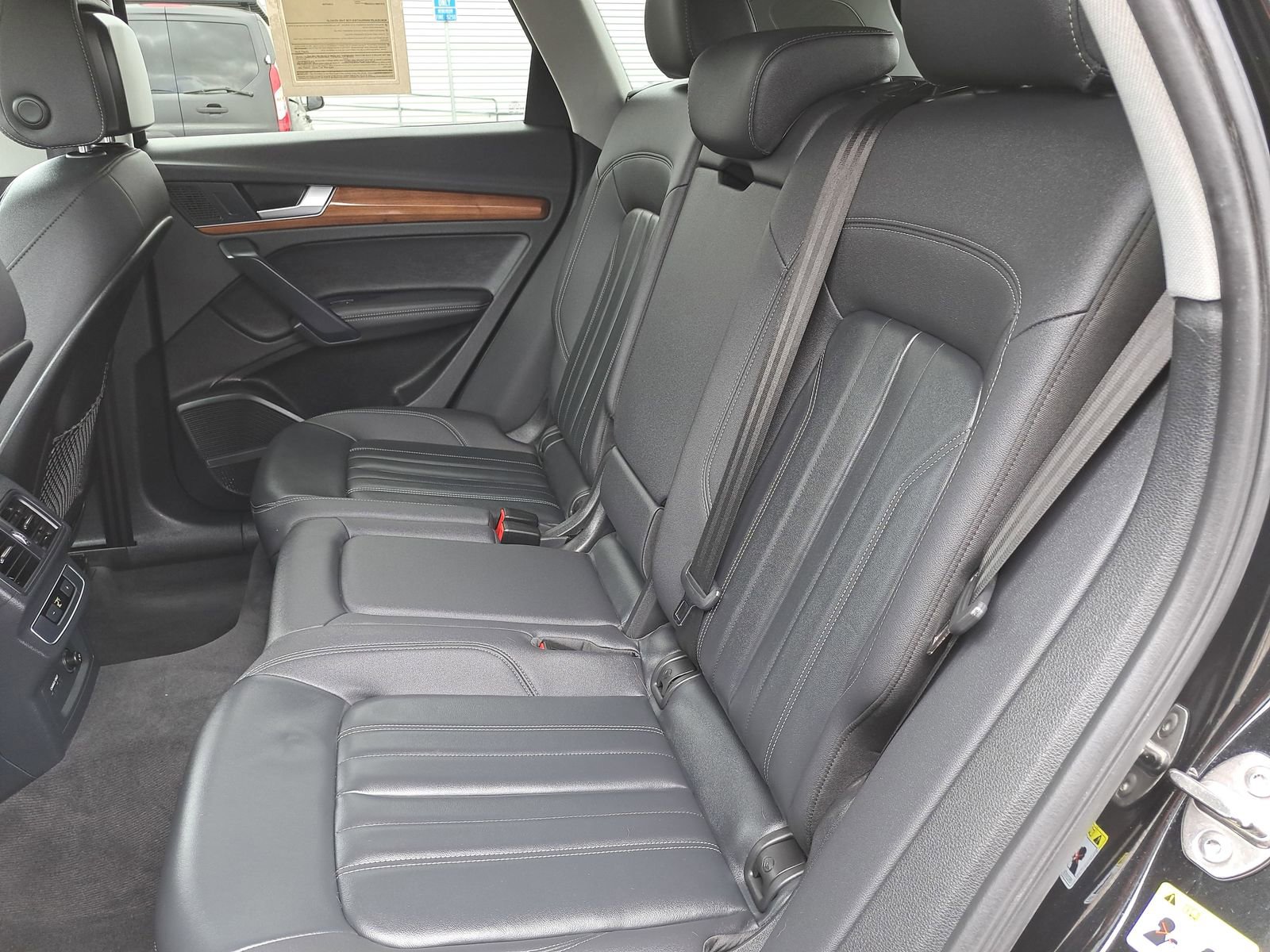 Used 2024 Audi Q5 Premium AWD/4WD image 14