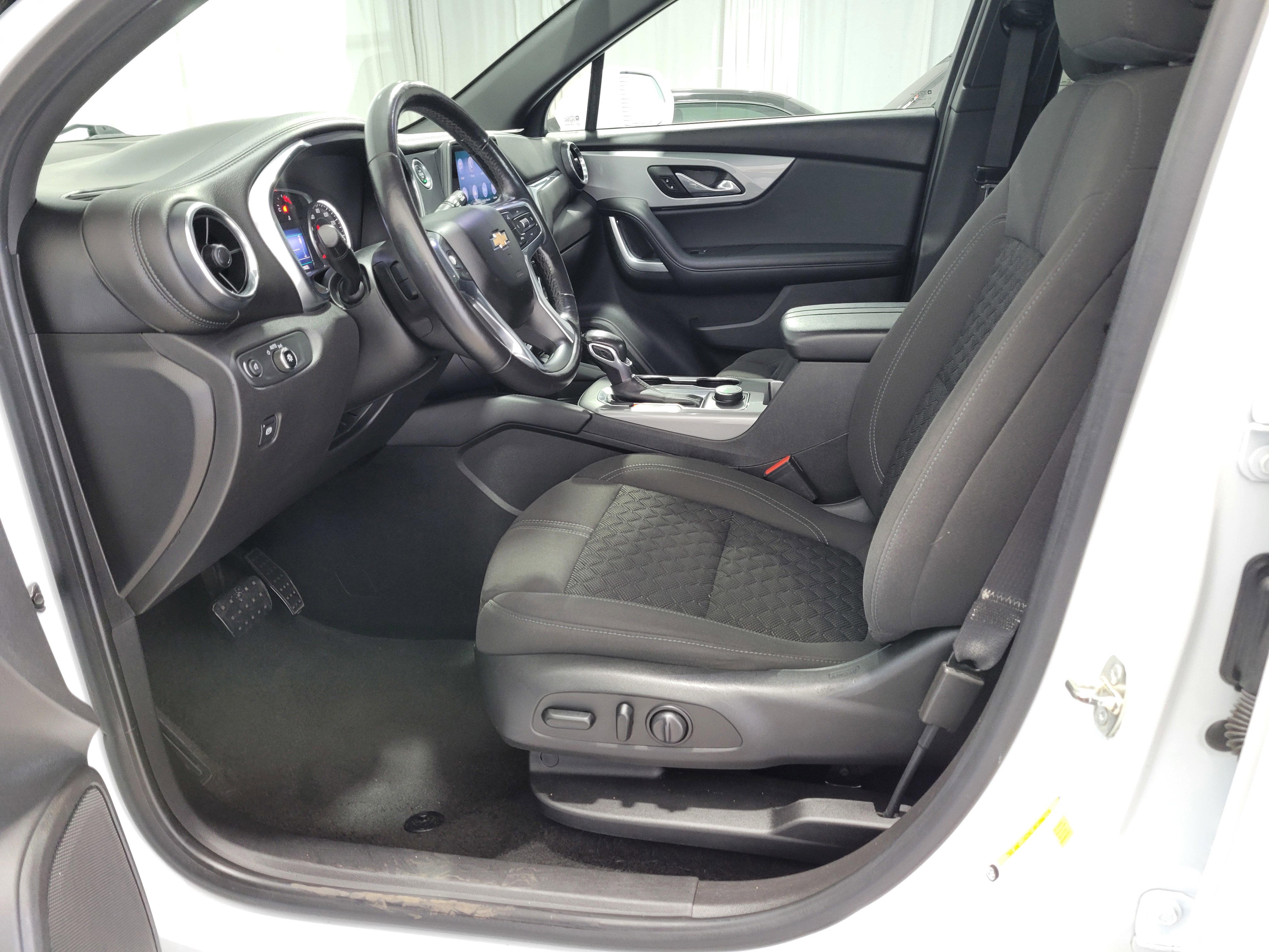 Certified 2019 Chevrolet Blazer LT image 30