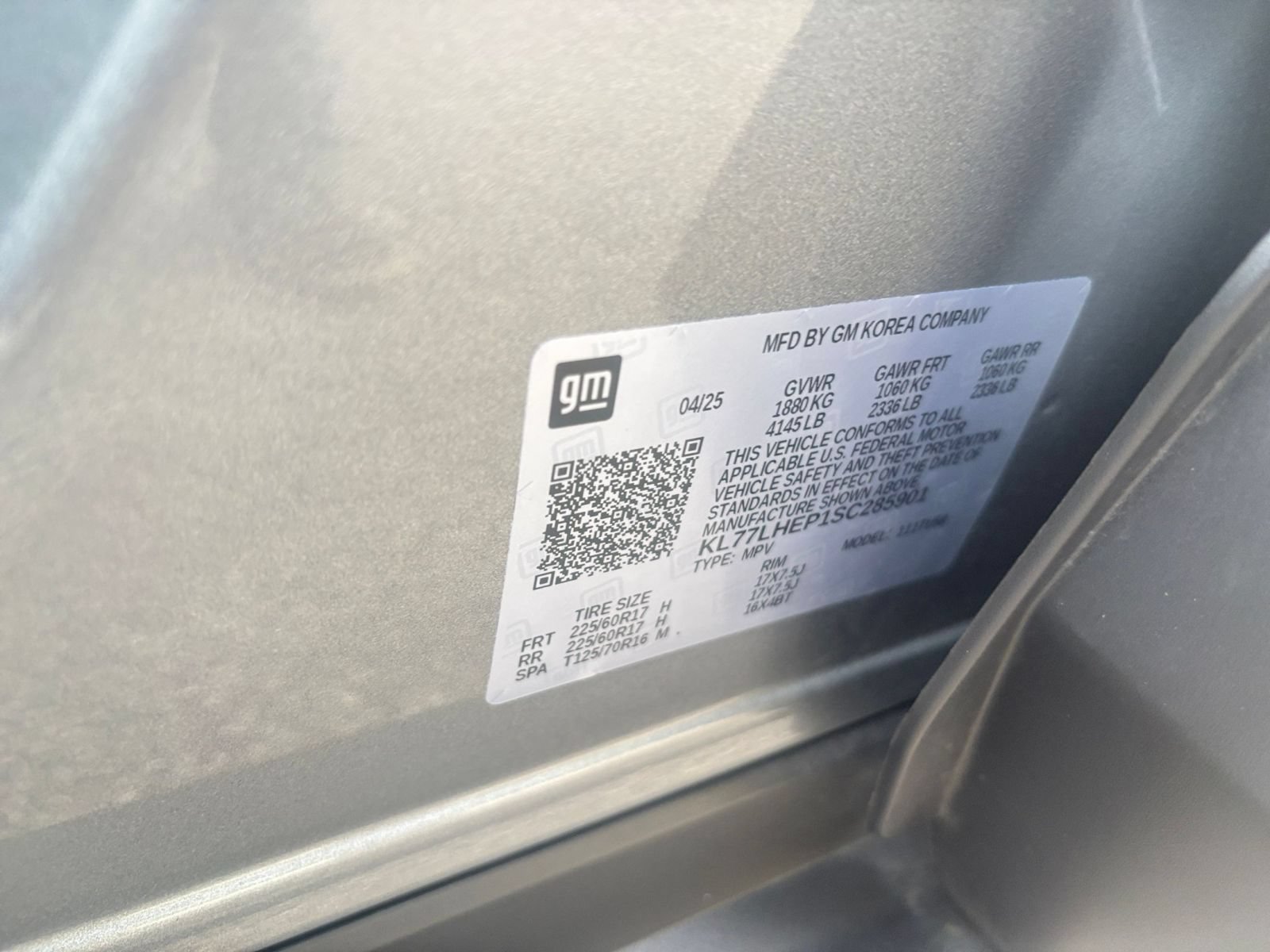 Used 2025 Chevrolet Trax LT w/ LT Convenience Package FWD image 29