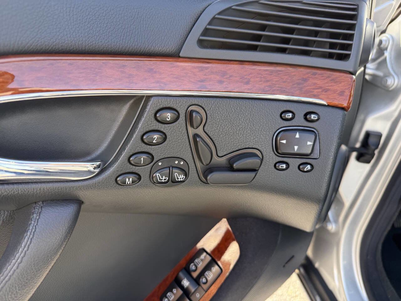 Used 2006 Mercedes-Benz S 350 image 10