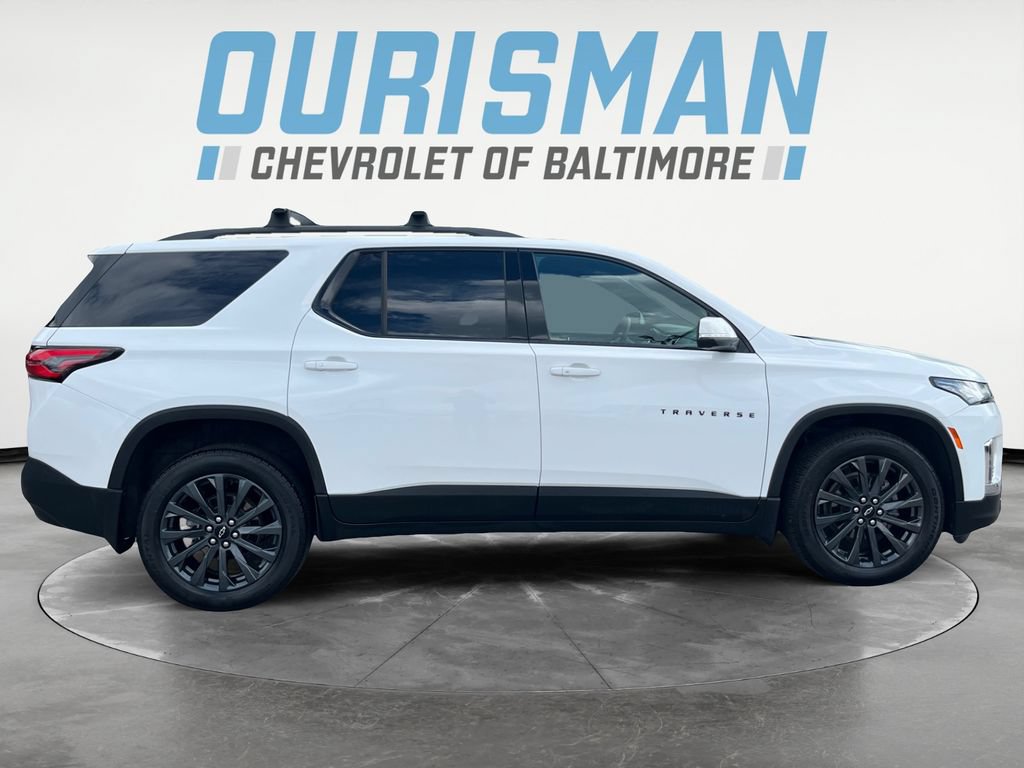 Used 2023 Chevrolet Traverse RS w/ LPO, Floor Liner Package AWD/4WD image 7