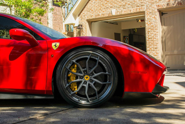 Used 2017 Ferrari 488 GTB image 11