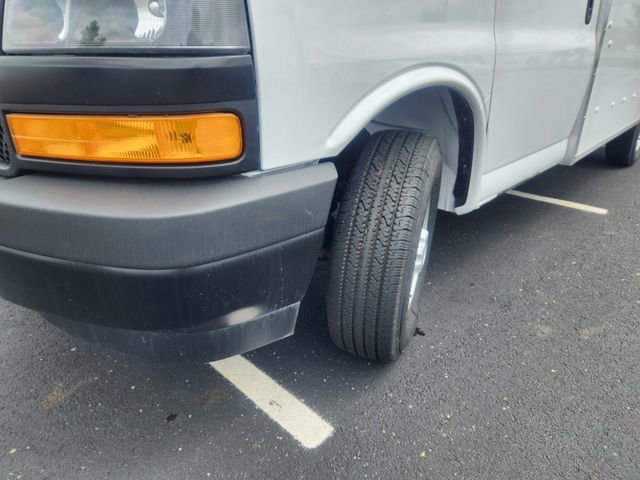 New 2024 Chevrolet Express 3500 w/ Power Convenience Package image 10