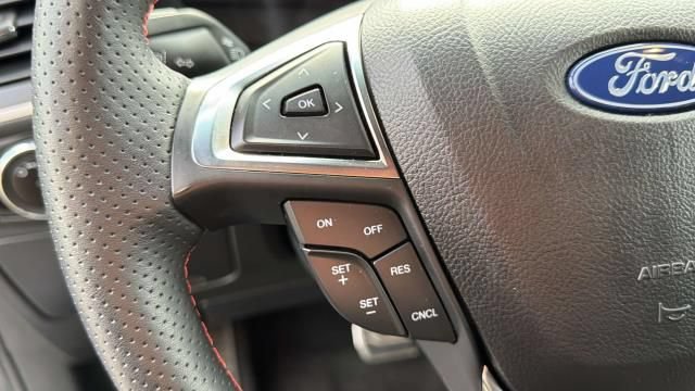 Used 2023 Ford Edge ST-Line AWD/4WD image 10