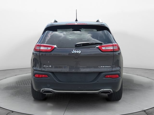Used 2018 Jeep Cherokee Limited AWD/4WD image 4