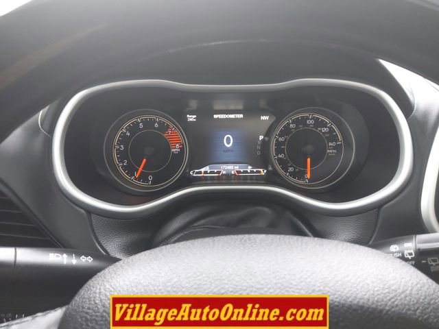Used 2017 Jeep Cherokee Overland AWD/4WD image 33