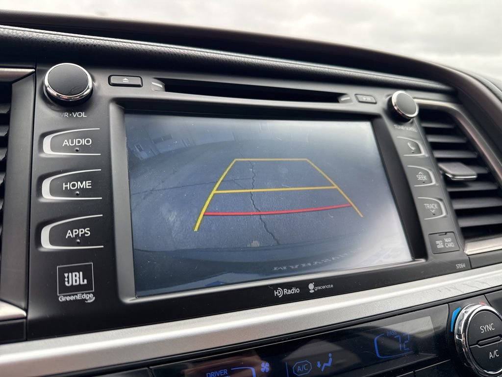 Used 2015 Toyota Highlander Limited AWD/4WD image 23