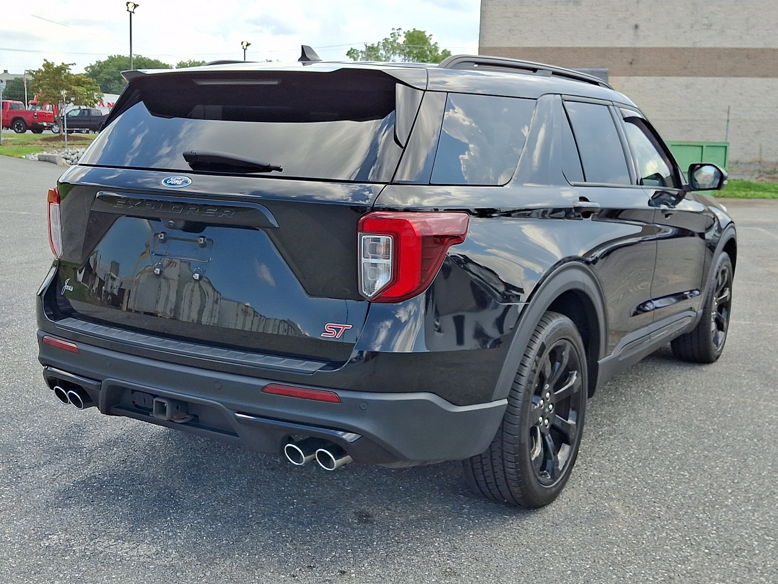 Used 2023 Ford Explorer ST w/ Equipment Group 401A AWD/4WD image 6