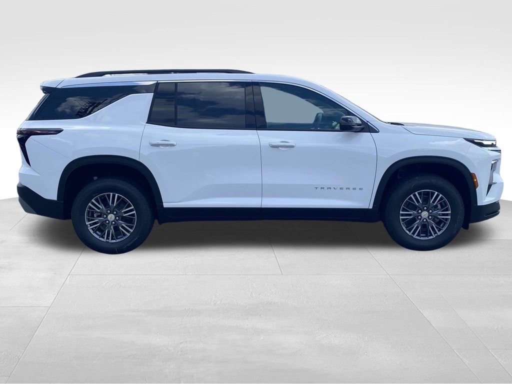 New 2026 Chevrolet Traverse LT w/ LPO, Floor Liner Package image 2