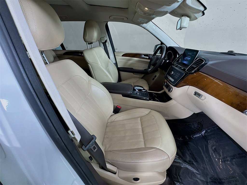 Used 2018 Mercedes-Benz GLS 450 4MATIC image 31