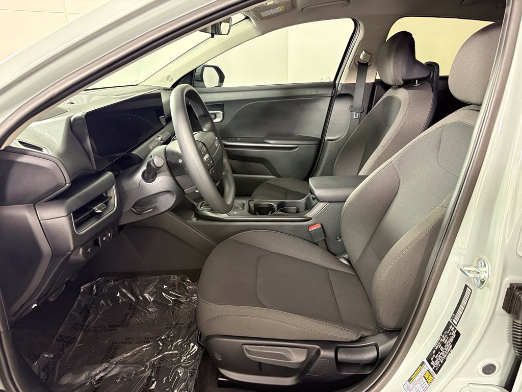 New 2026 Kia K4 FWD image 26