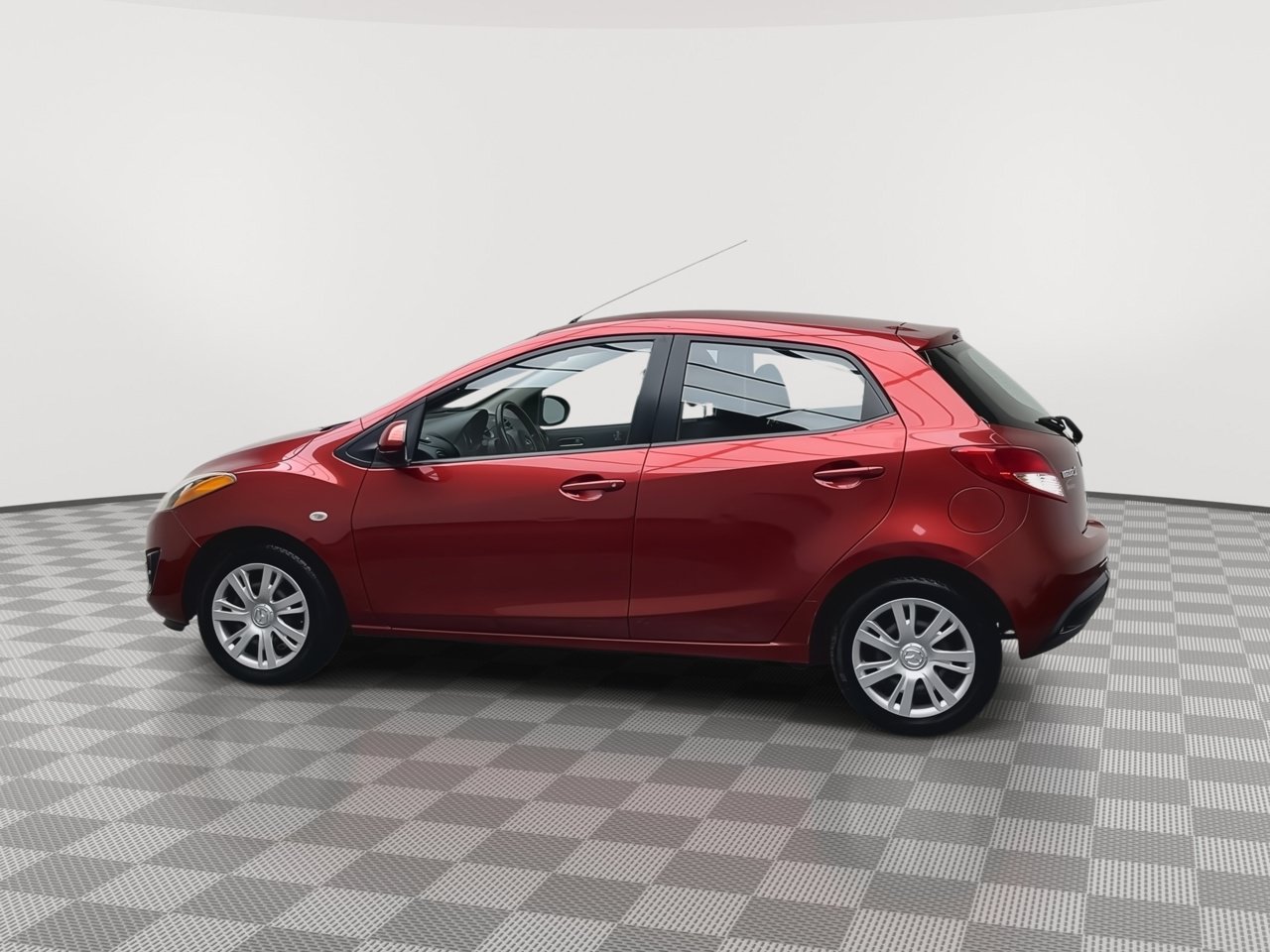Used 2014 MAZDA MAZDA2 Sport FWD image 24