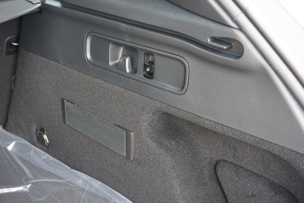 Certified 2025 Mercedes-Benz GLC 300 4MATIC image 53