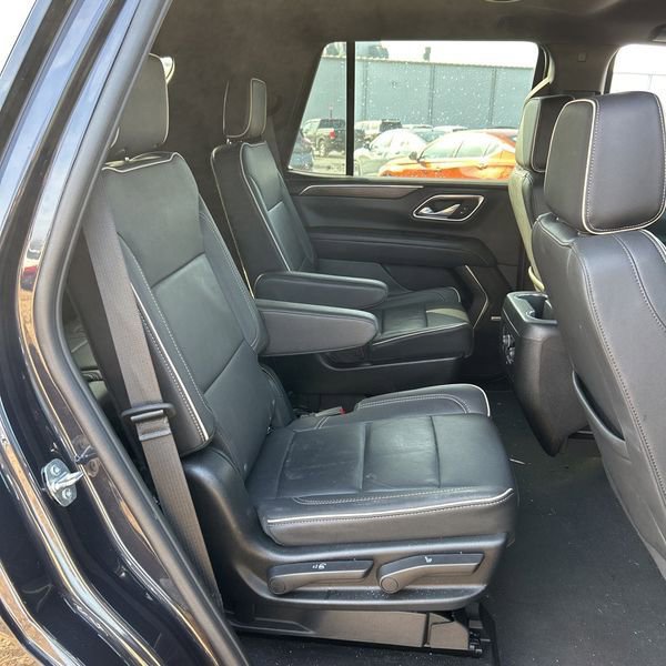 Used 2024 Chevrolet Tahoe Premier image 5