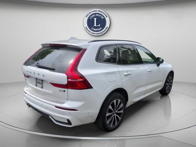 Used 2024 Volvo XC60 B5 Plus AWD/4WD image 8