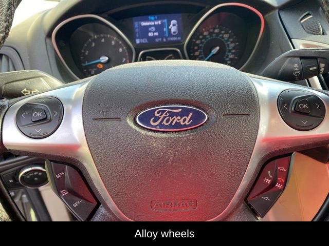 Used 2012 Ford Focus SEL image 16