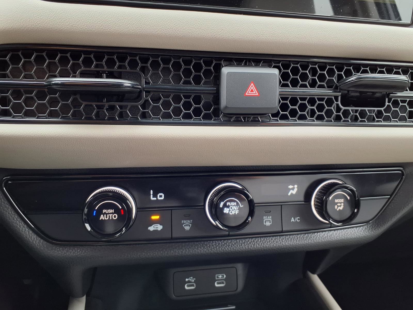Certified 2026 Honda HR-V LX image 7