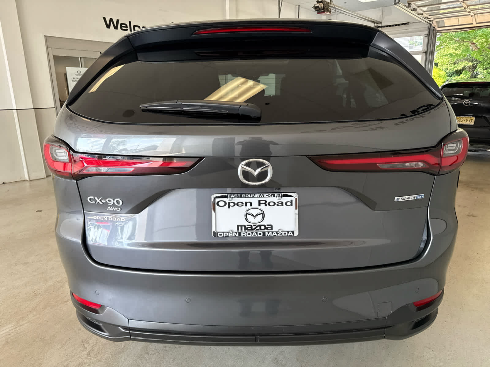 Certified 2026 MAZDA CX-90 Plug-In Hybrid w/ Preferred AWD/4WD image 6