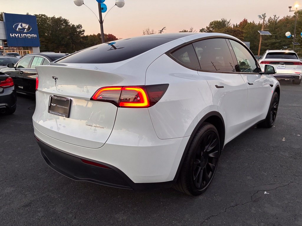 Used 2023 Tesla Model Y Long Range AWD/4WD image 7
