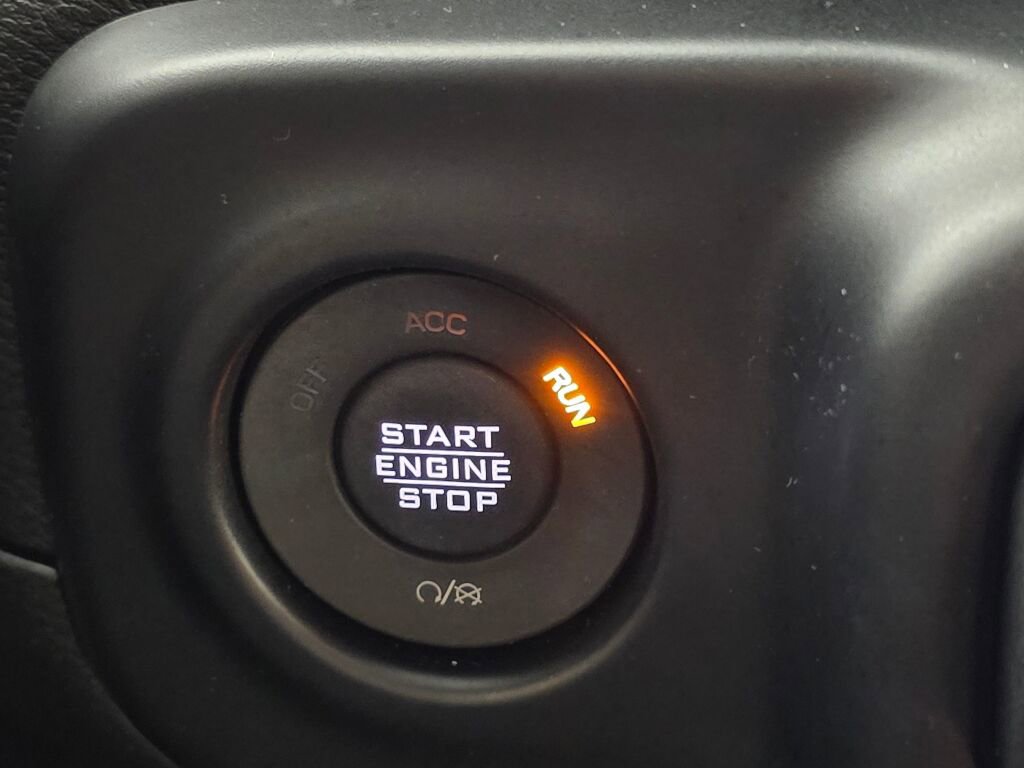 Used 2022 Jeep Wrangler Unlimited Sahara w/ Cold Weather Group image 33