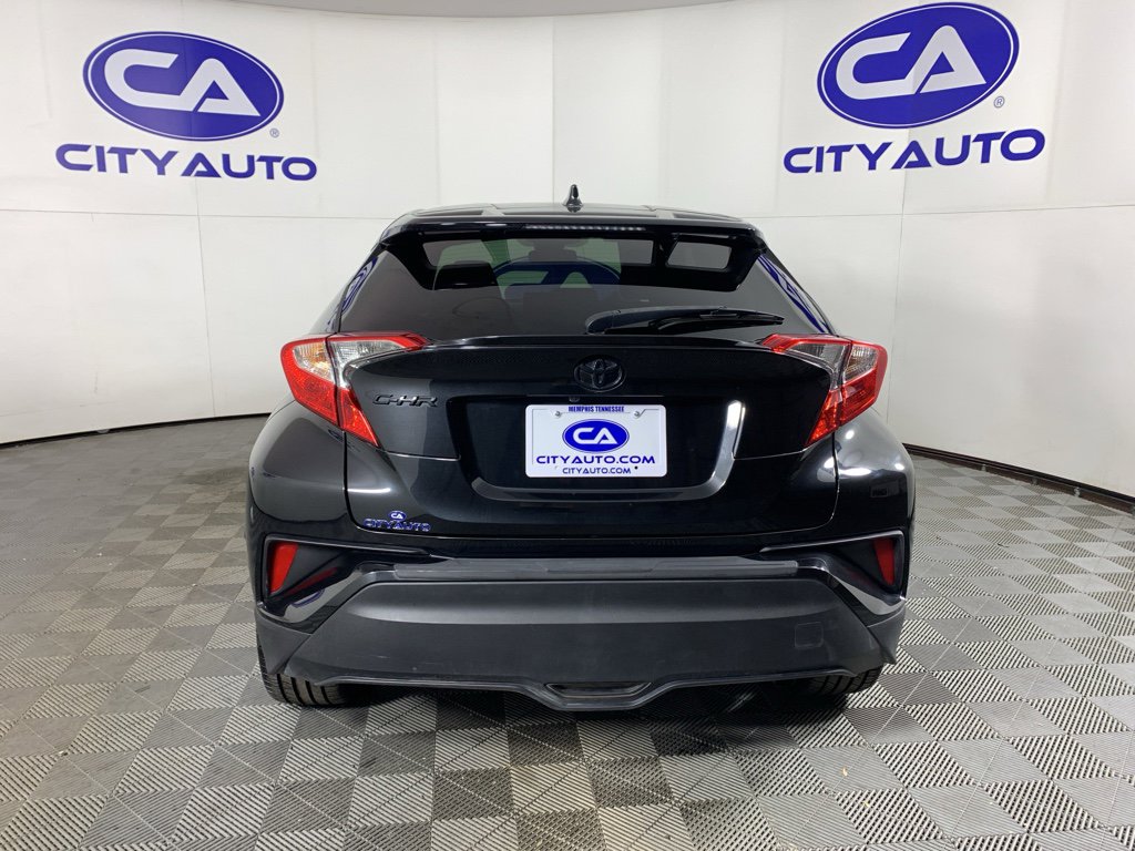 Used 2022 Toyota C-HR Nightshade image 4