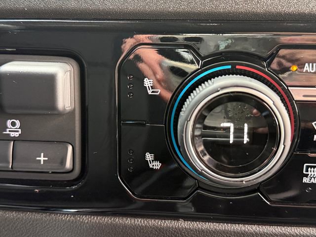 Used 2025 Chevrolet Silverado 1500 RST w/ Convenience Package II image 31