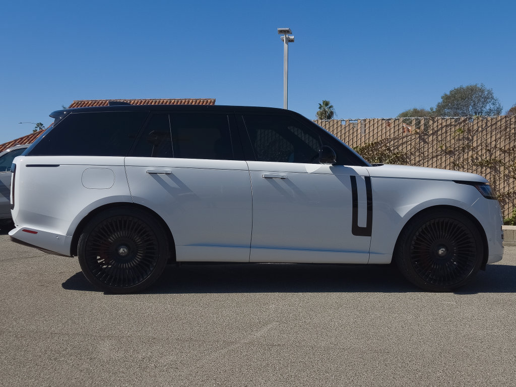 Used 2023 Land Rover Range Rover SE AWD/4WD image 24