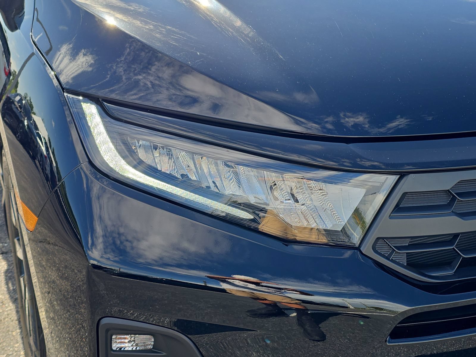 Certified 2026 Honda Odyssey EX-L image 7