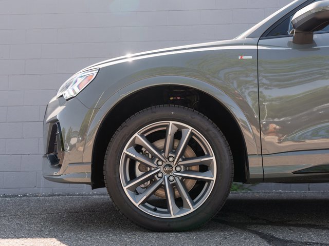 New 2025 Audi Q3 2.0T Premium image 7