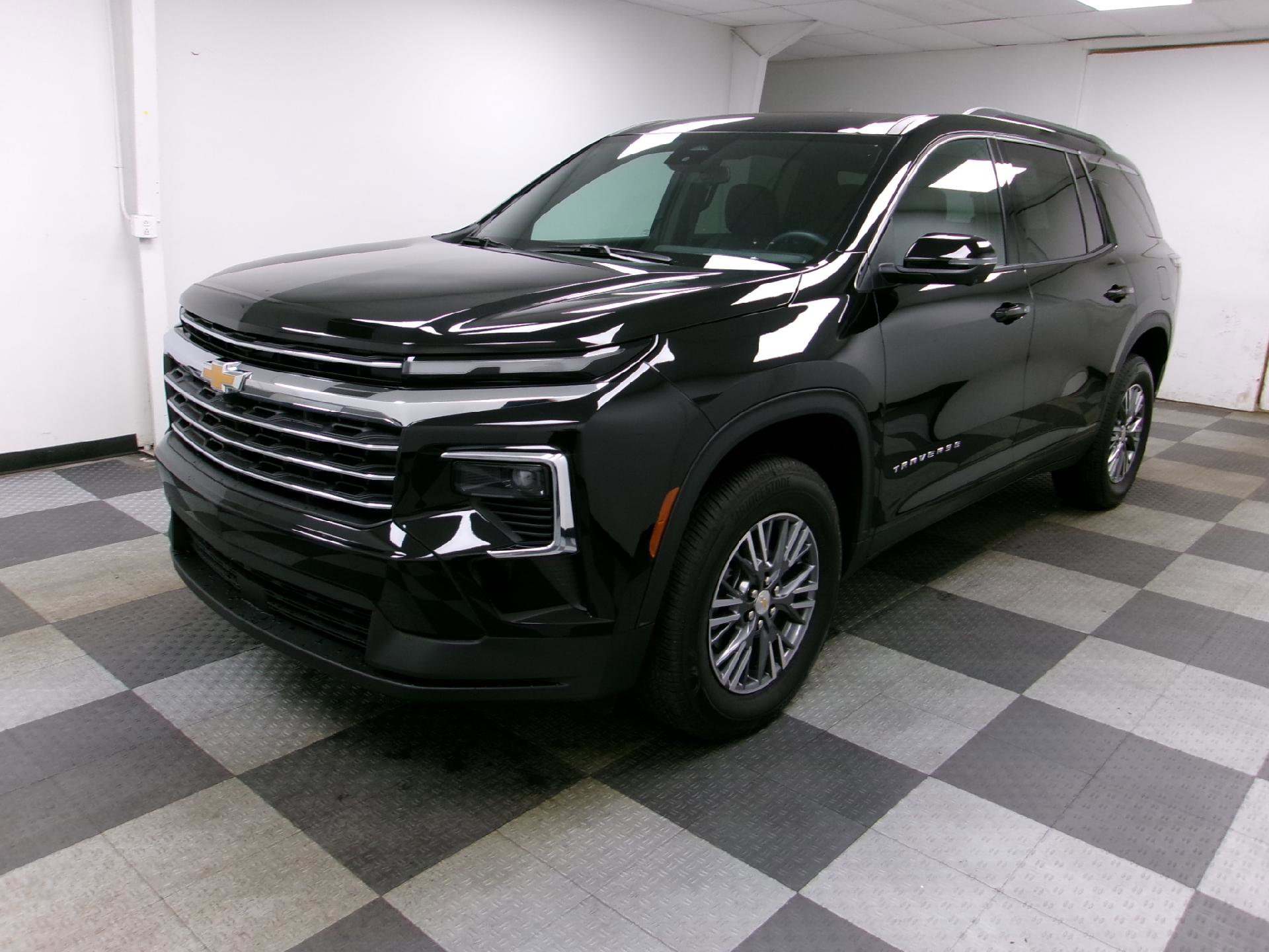 Certified 2024 Chevrolet Traverse LT w/ LPO, Floor Liner Package