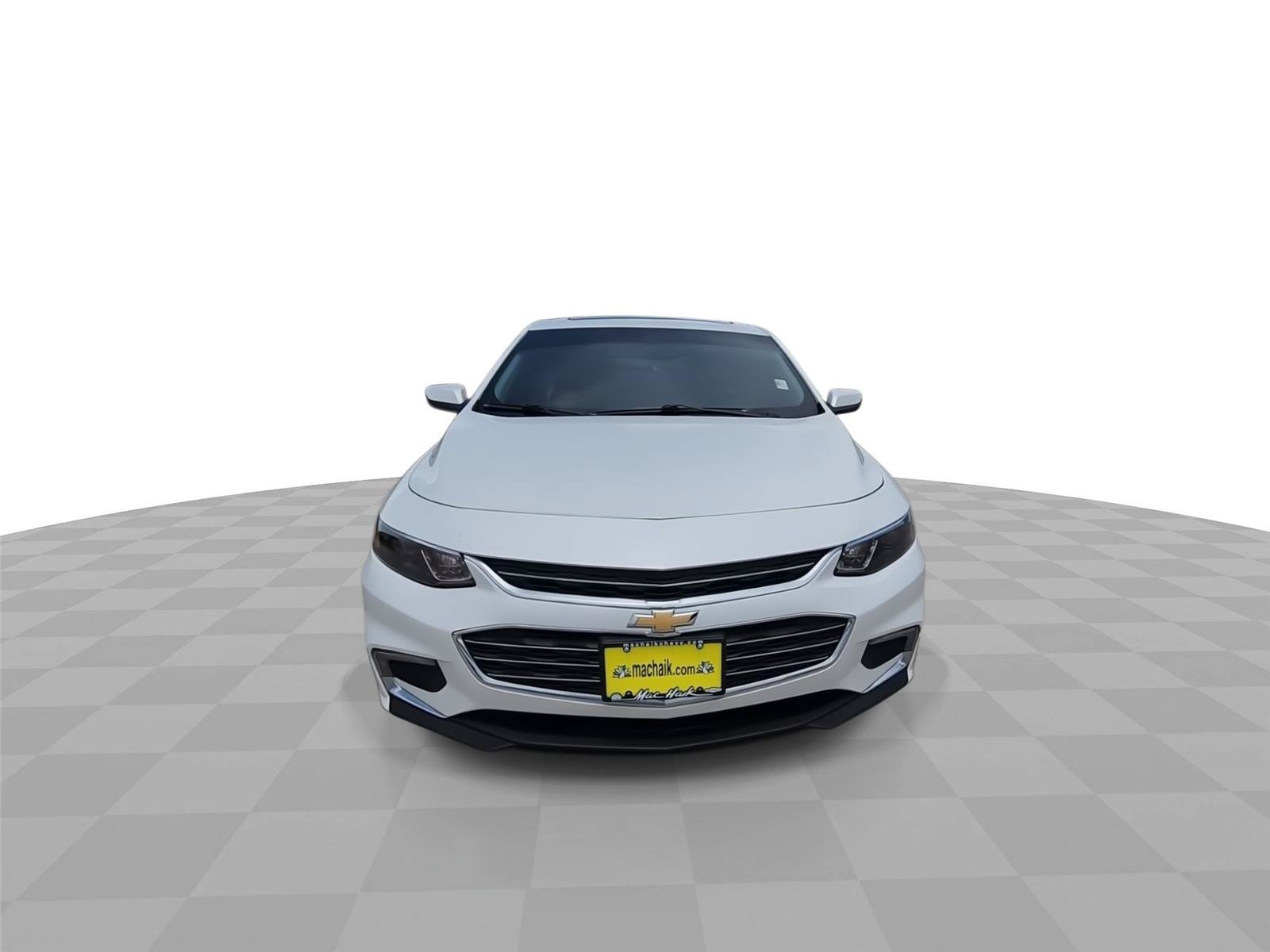 Used 2016 Chevrolet Malibu LT FWD image 3