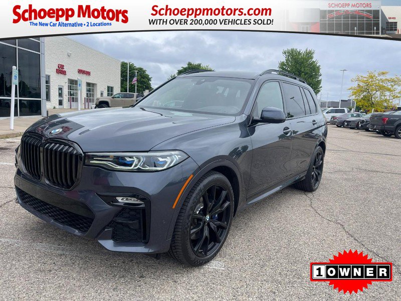 Used 2022 BMW X7 M50i w/ Luxury Seating Package image 1