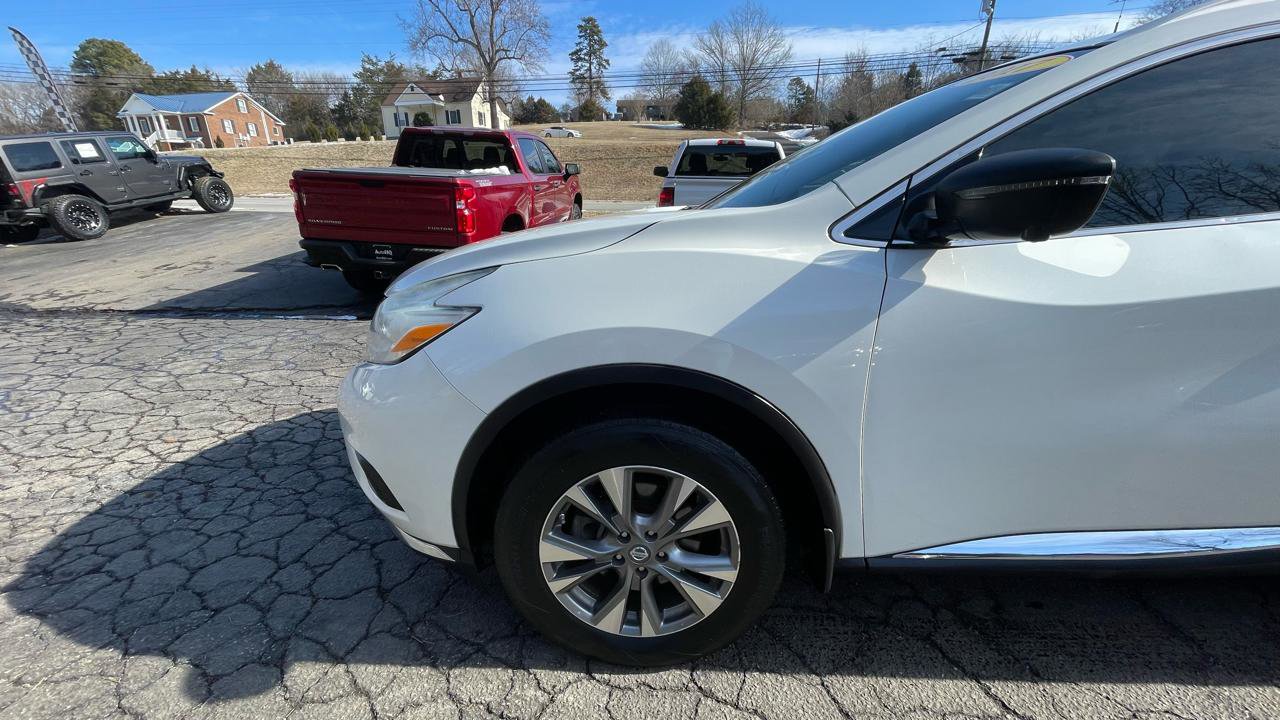 Used 2017 Nissan Murano SL image 2