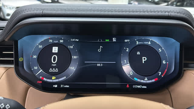 Used 2024 Land Rover Range Rover Sport SE AWD/4WD image 16