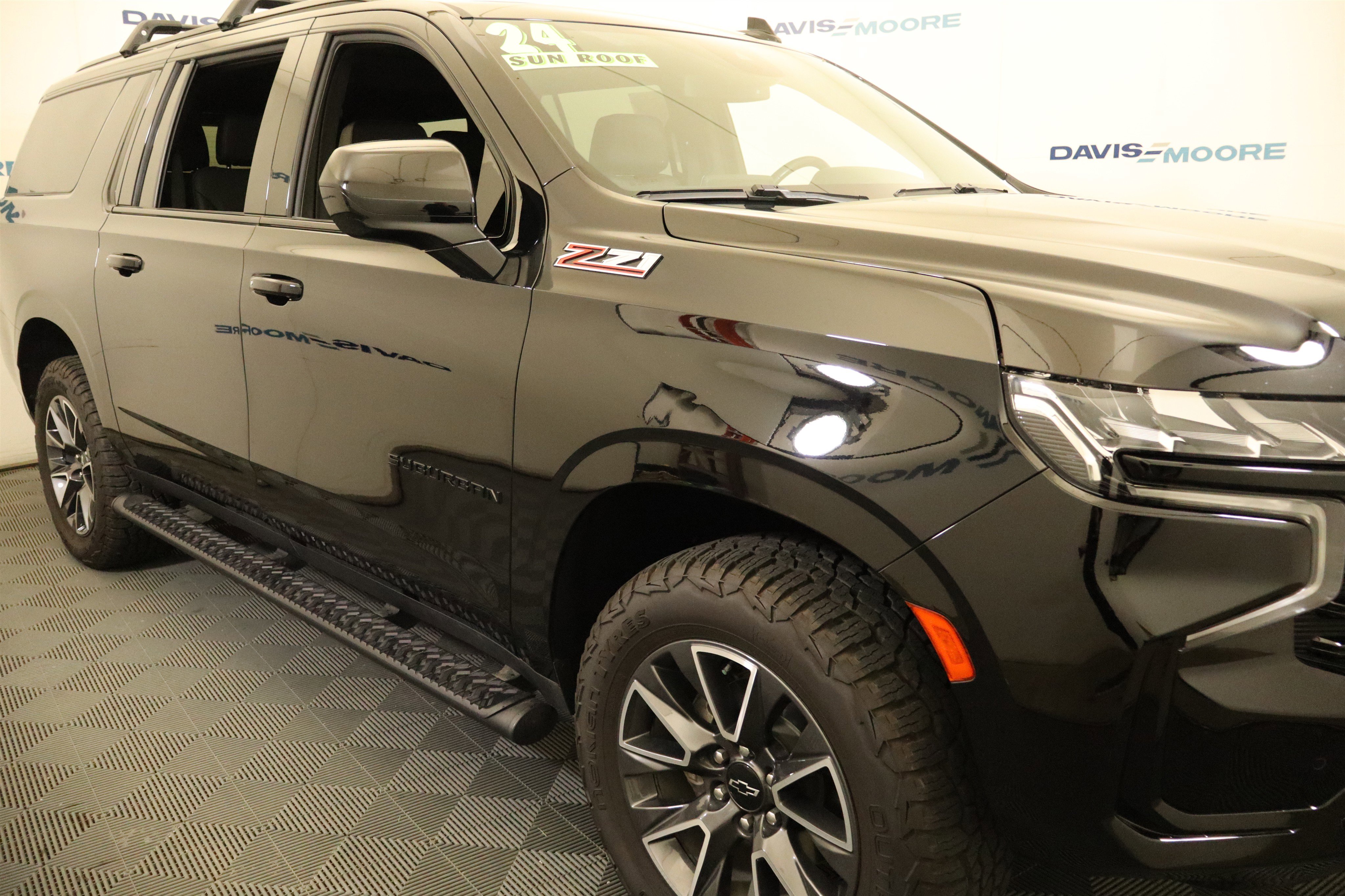Used 2024 Chevrolet Suburban Z71 AWD/4WD image 4