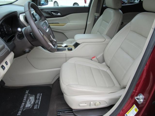 Used 2017 GMC Acadia Denali w/ Technology Package image 16