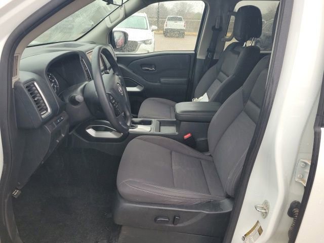 Used 2023 Nissan Frontier SV image 15