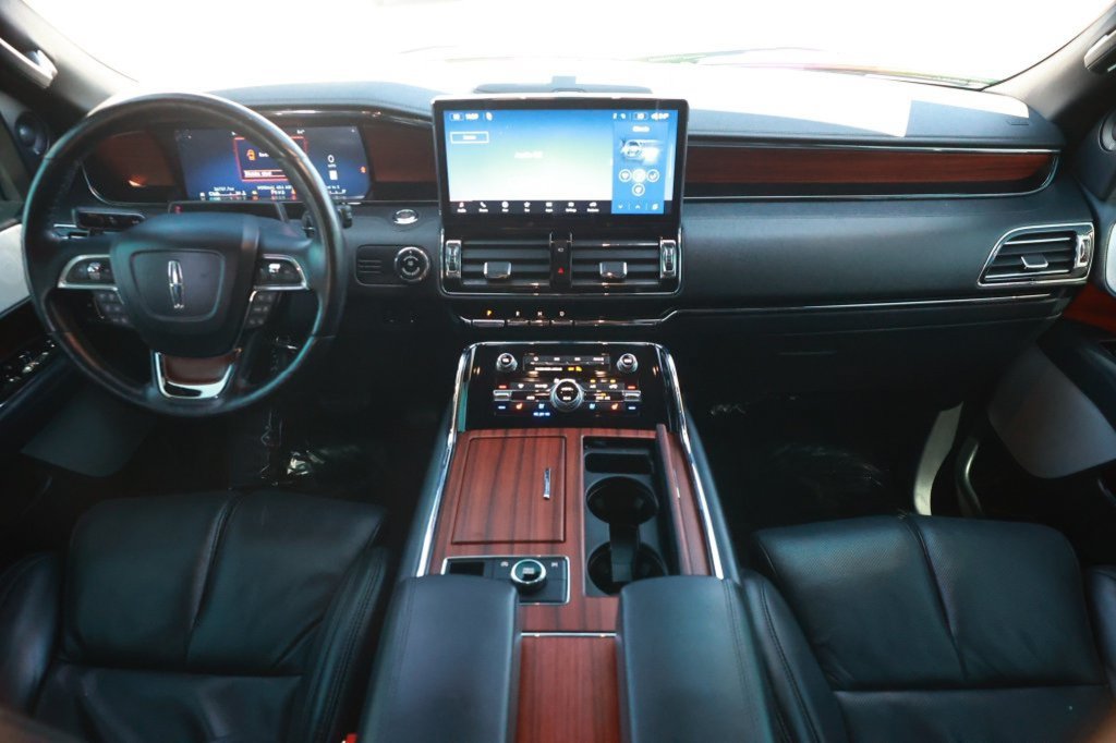 Used 2024 Lincoln Navigator L Reserve AWD/4WD image 28