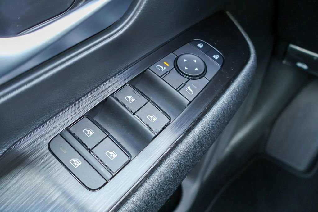 New 2026 Nissan Kicks SV image 15