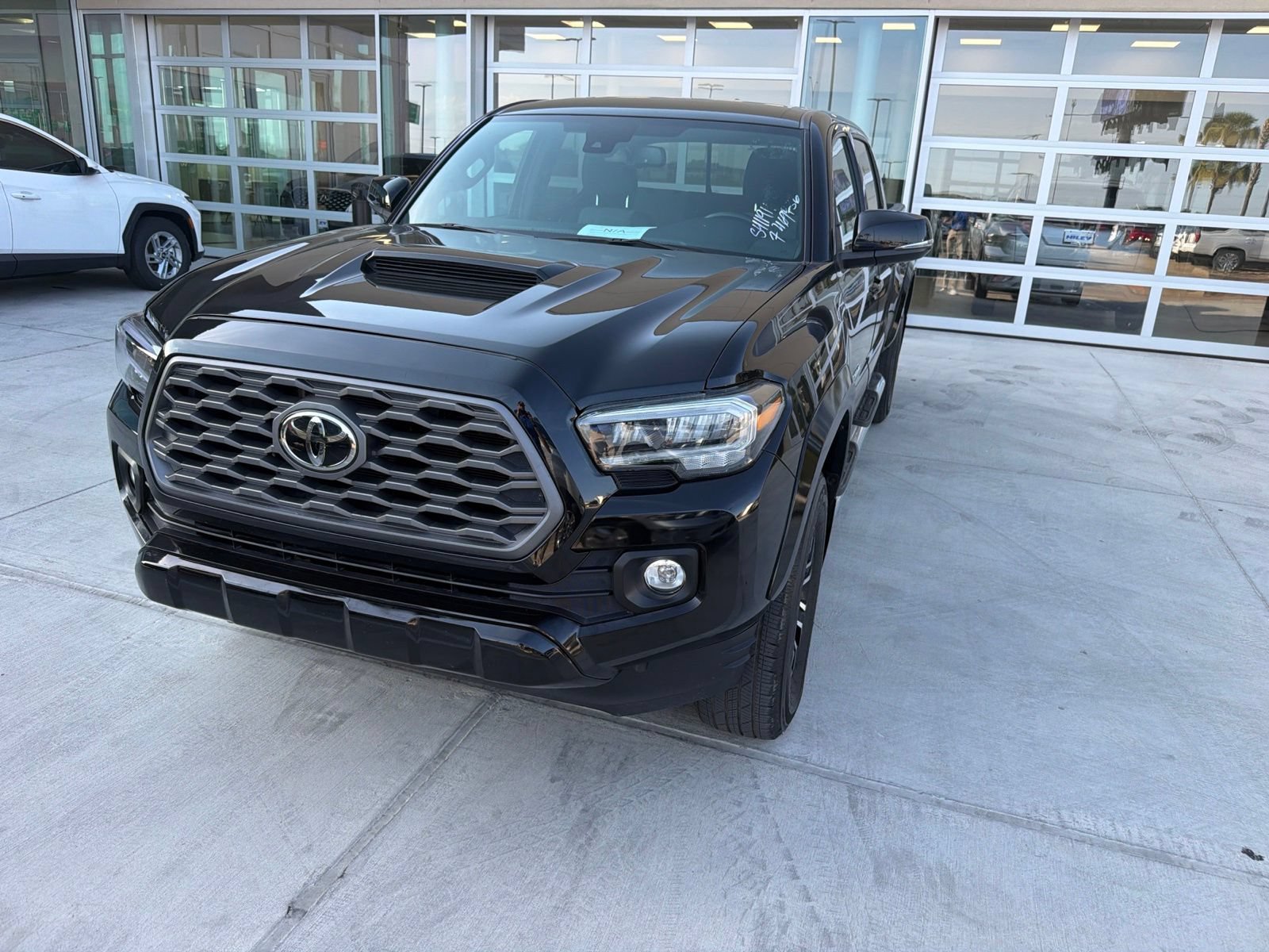 Used 2023 Toyota Tacoma TRD Sport RWD video 2