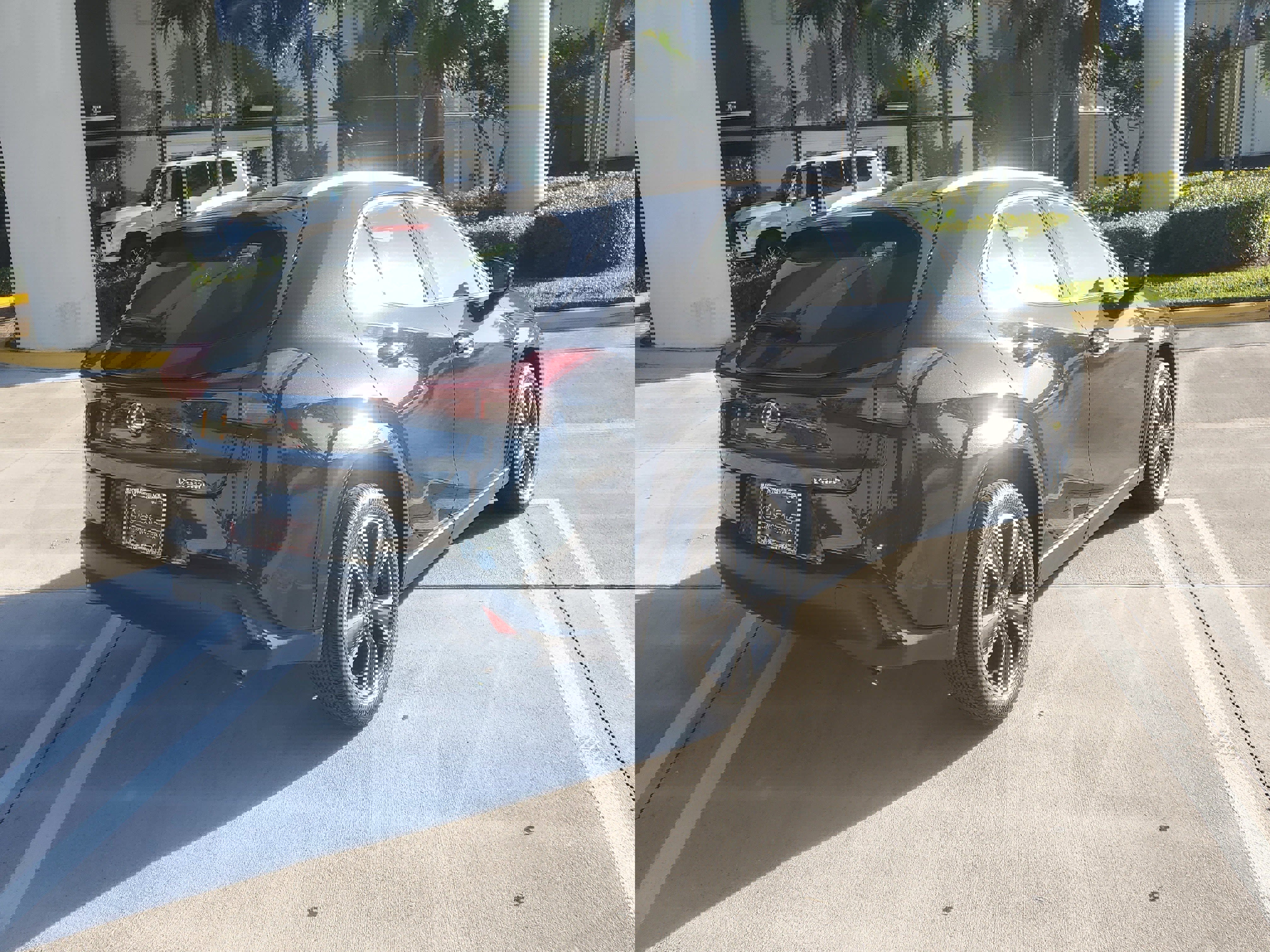 Used 2025 Lexus UX 300h FWD w/ Accessory Package (Z1) image 11