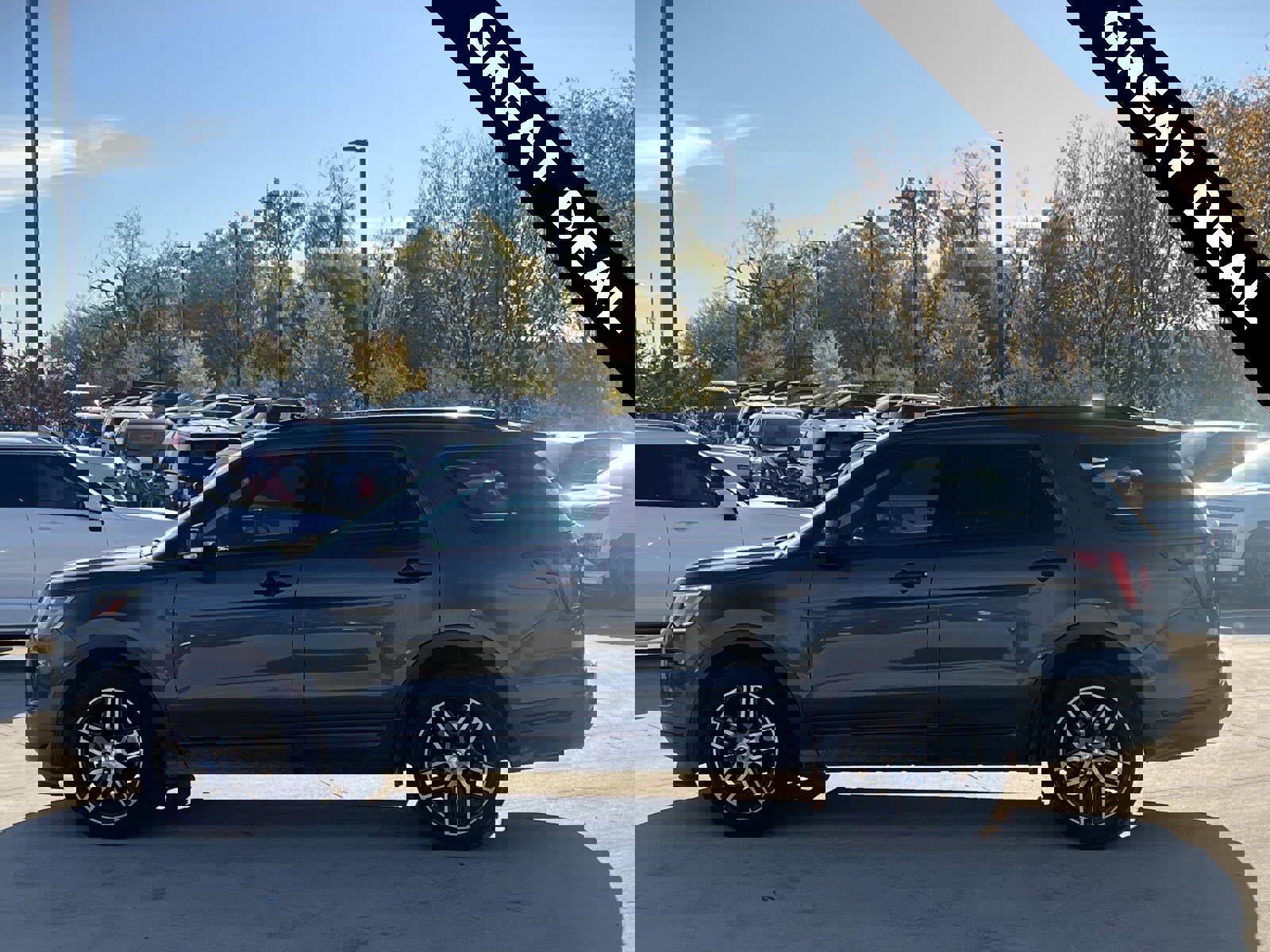 Used 2018 Ford Explorer Sport image 6