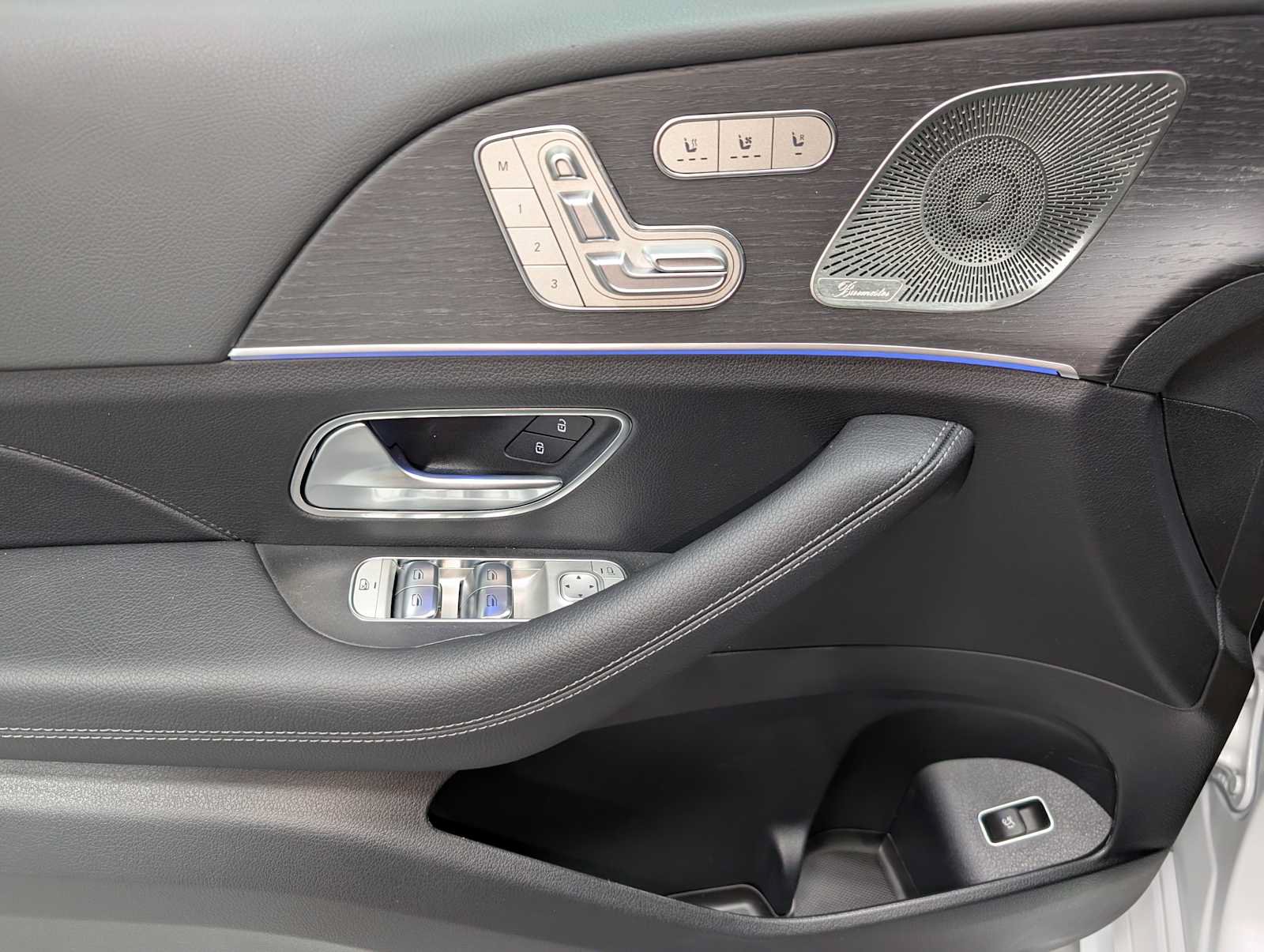 New 2026 Mercedes-Benz GLS 450 4MATIC image 35