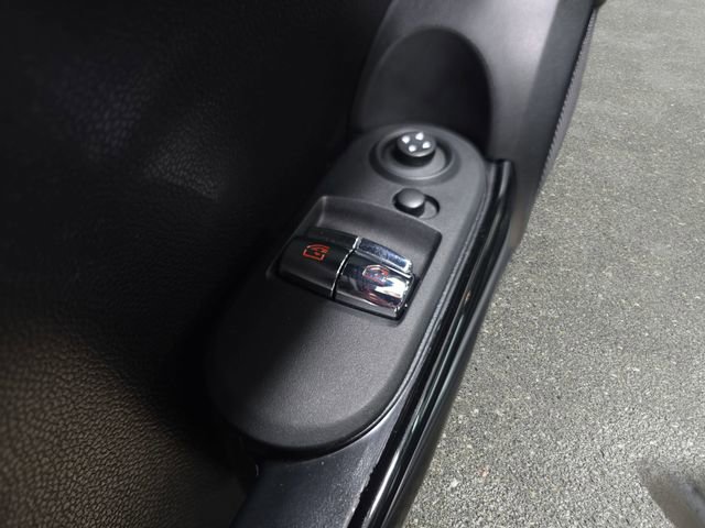 Used 2022 MINI Cooper S image 25