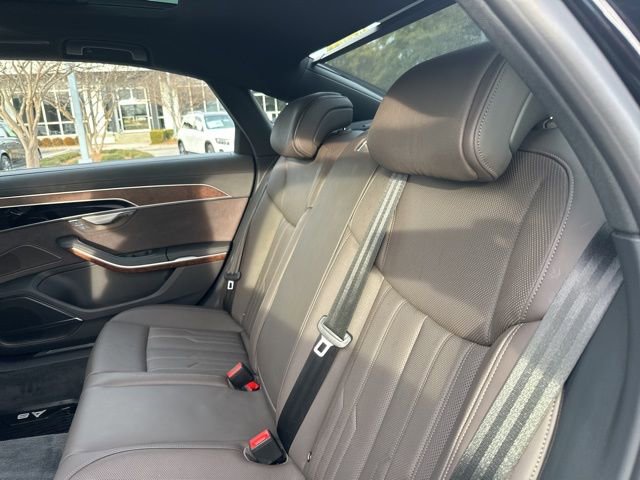 Used 2024 Audi A8 L 3.0T w/ Comfort Plus Package image 19