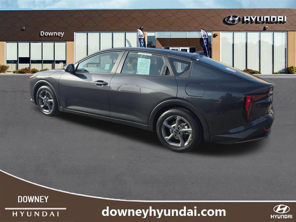 Used 2025 Kia K4 FWD image 3