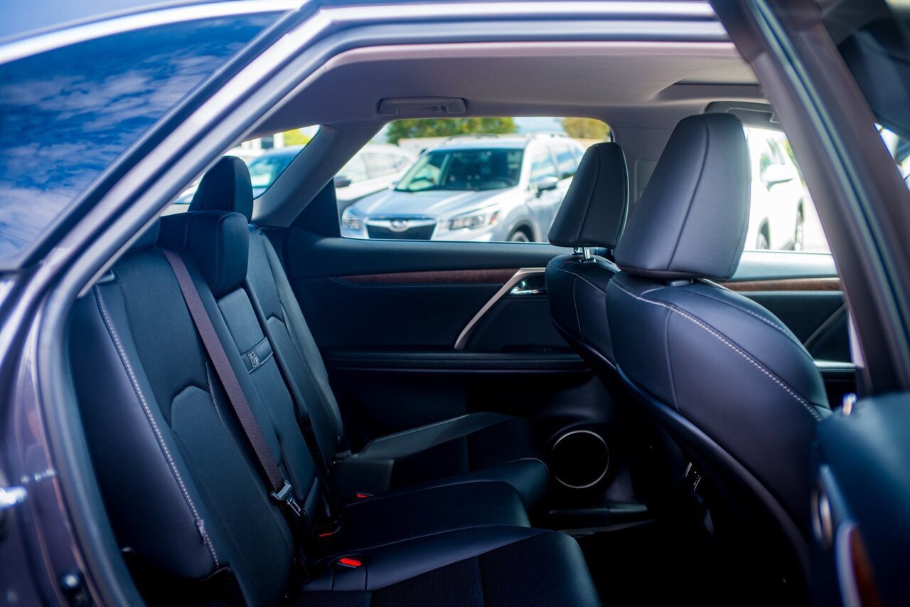 Used 2022 Lexus RX 350L FWD w/ Premium Package image 36